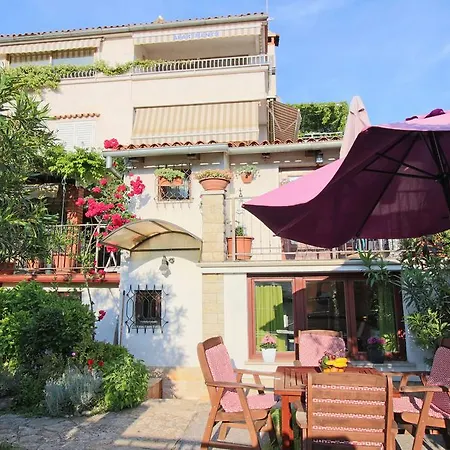 Apartment Nevija