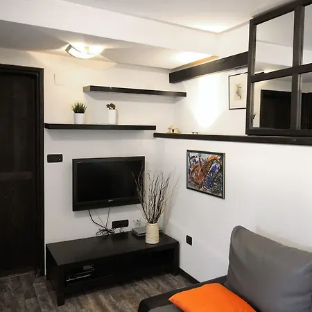 Apartment Nevija *